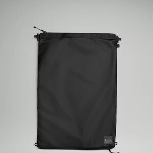 bundle toiletries kit and travel bag